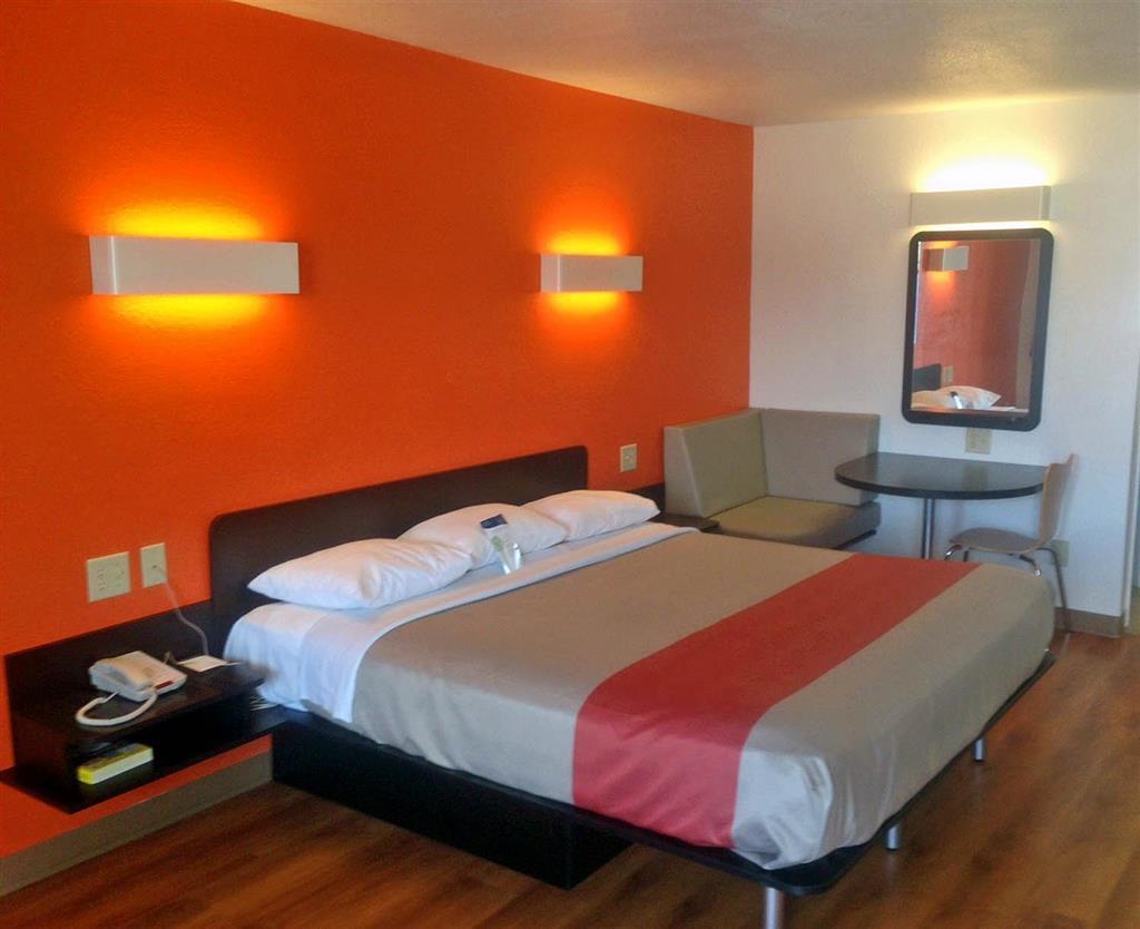 Motel 6-San Antonio, Tx - Fiesta Trails Номер фото