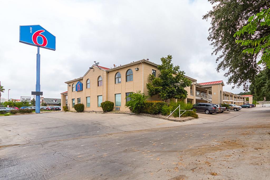 Motel 6-San Antonio, Tx - Fiesta Trails Екстер'єр фото
