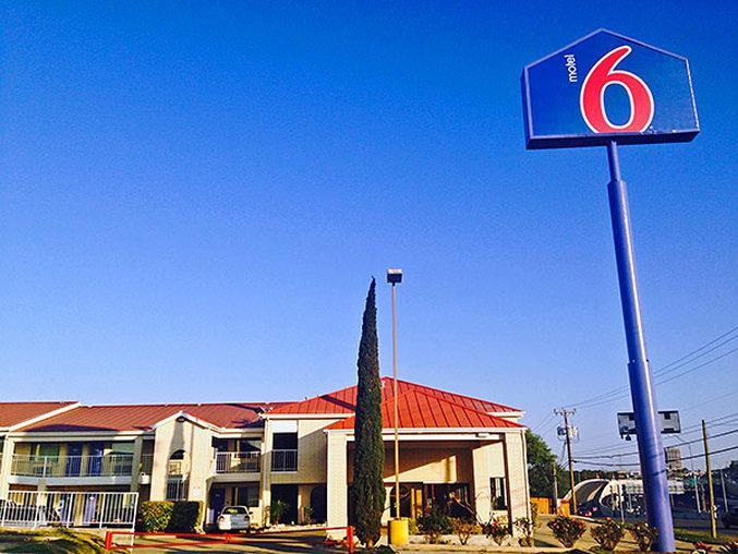 Motel 6-San Antonio, Tx - Fiesta Trails Екстер'єр фото